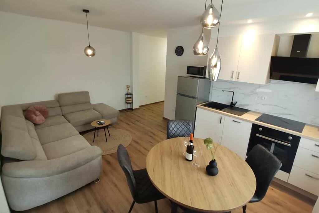 Apartment S บาร์บินเย ภายนอก รูปภาพ